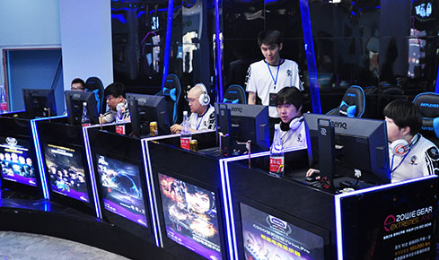 兹的比赛中 兹的比赛中